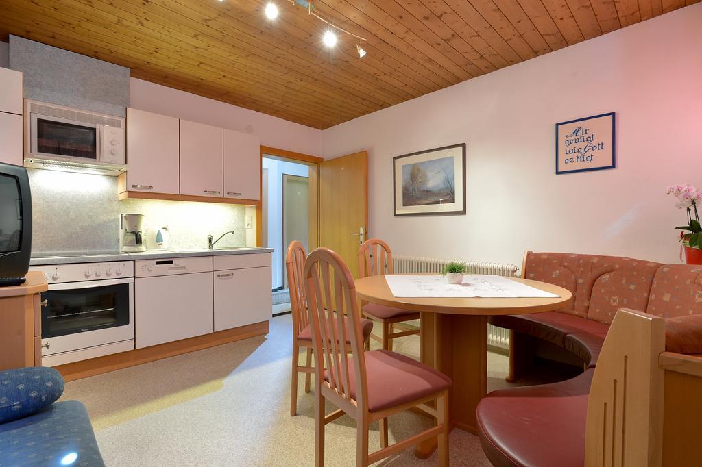Haus Traudl Apartment Mayrhofen Bilik gambar